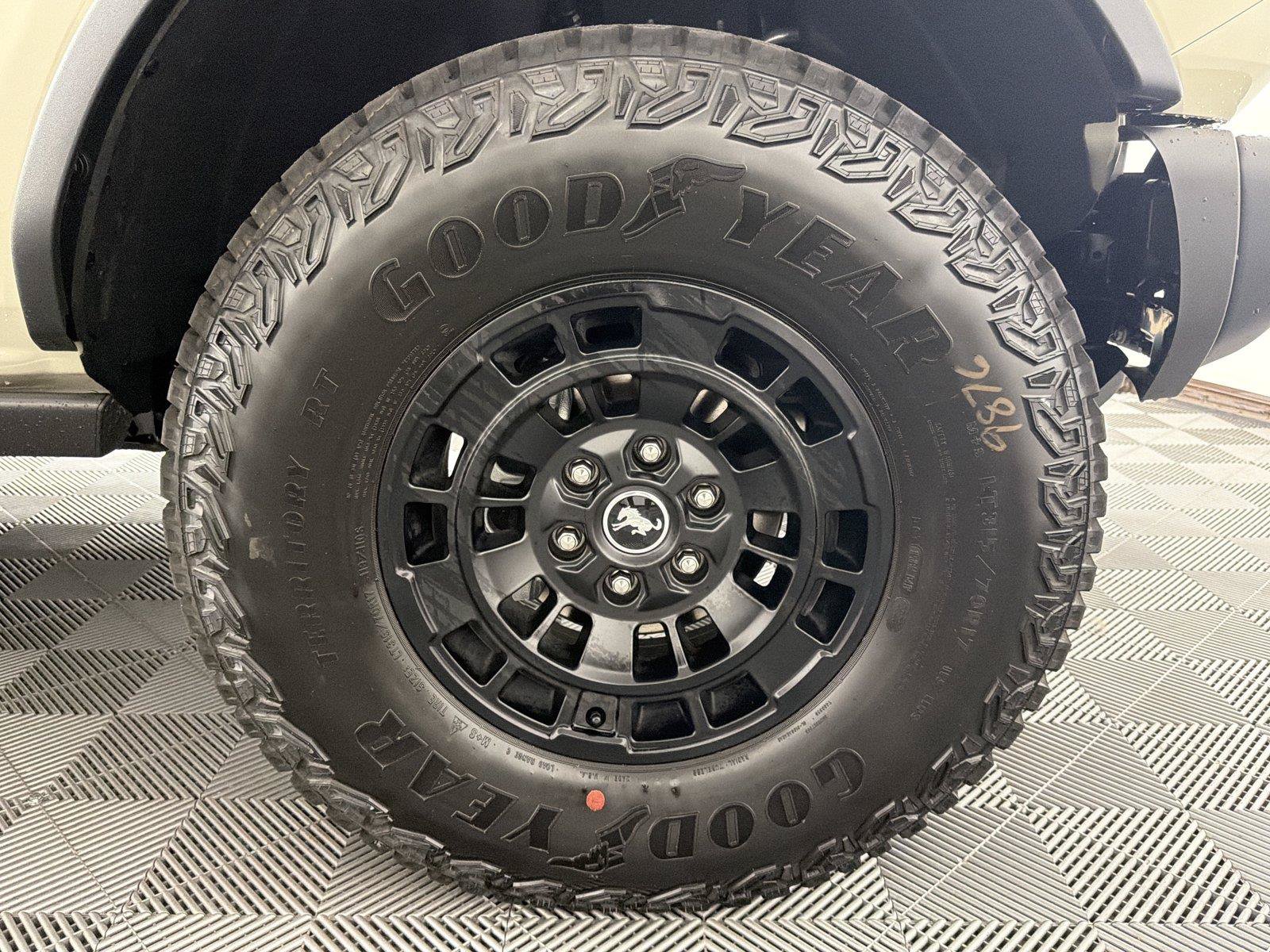 New 2026 Ford Bronco Big Bend w/ Black Diamond Package AWD/4WD image 11