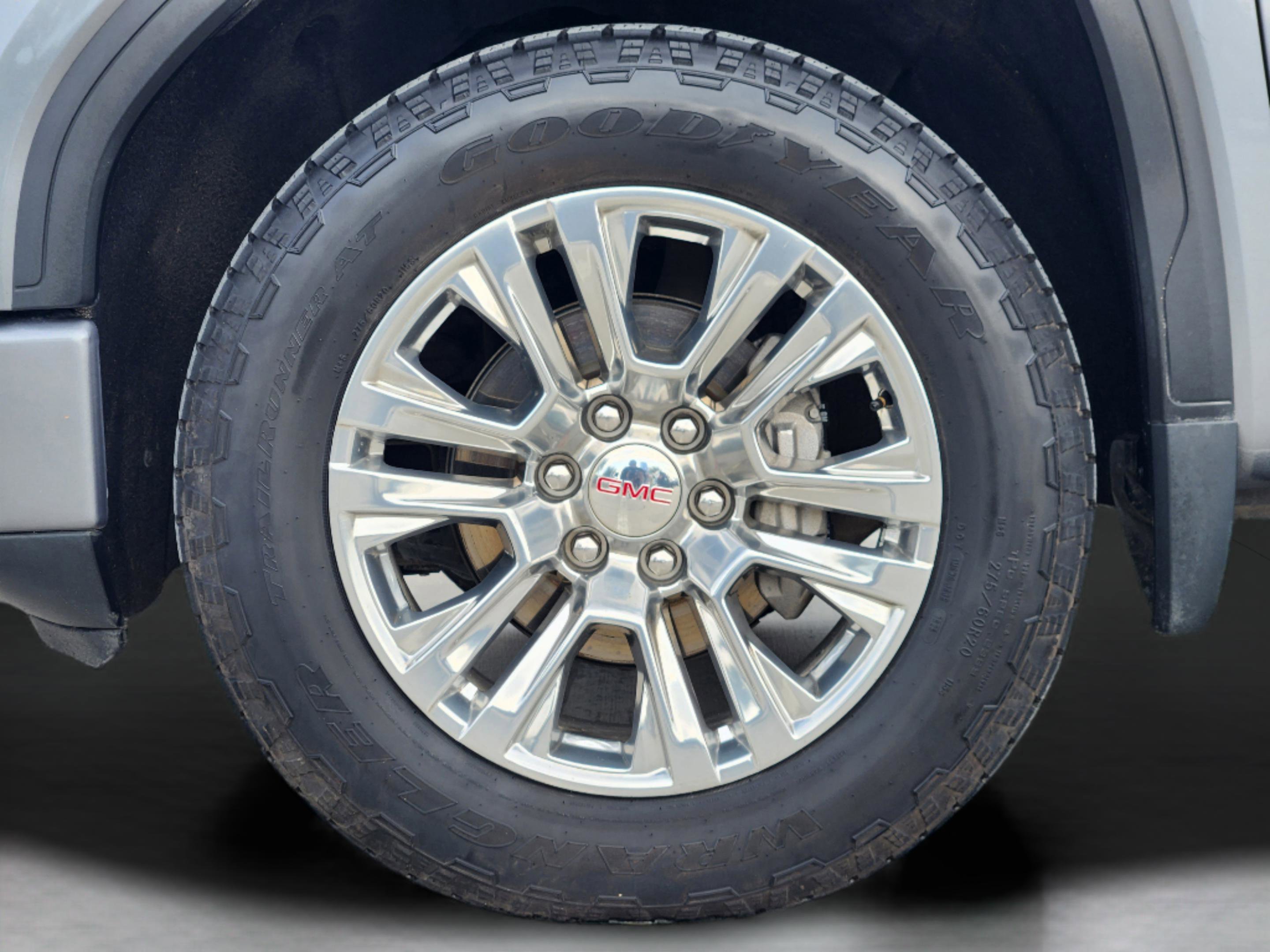 Used 2022 GMC Sierra 1500 Denali w/ Driver Alert Package II image 11