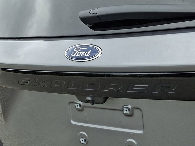 Used 2022 Ford Explorer ST-Line AWD/4WD image 34