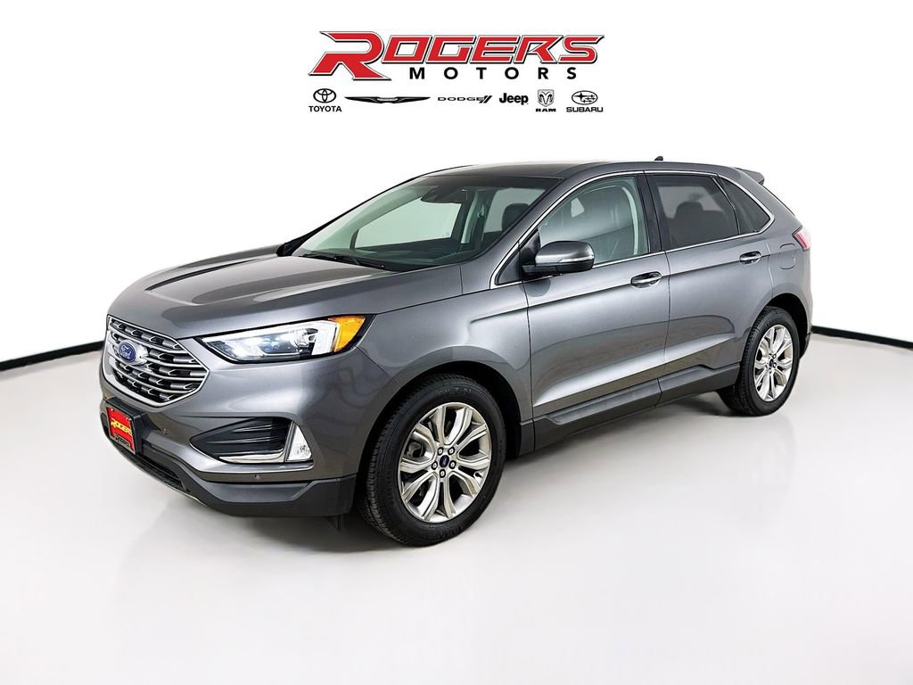 Used 2022 Ford Edge Titanium image 3