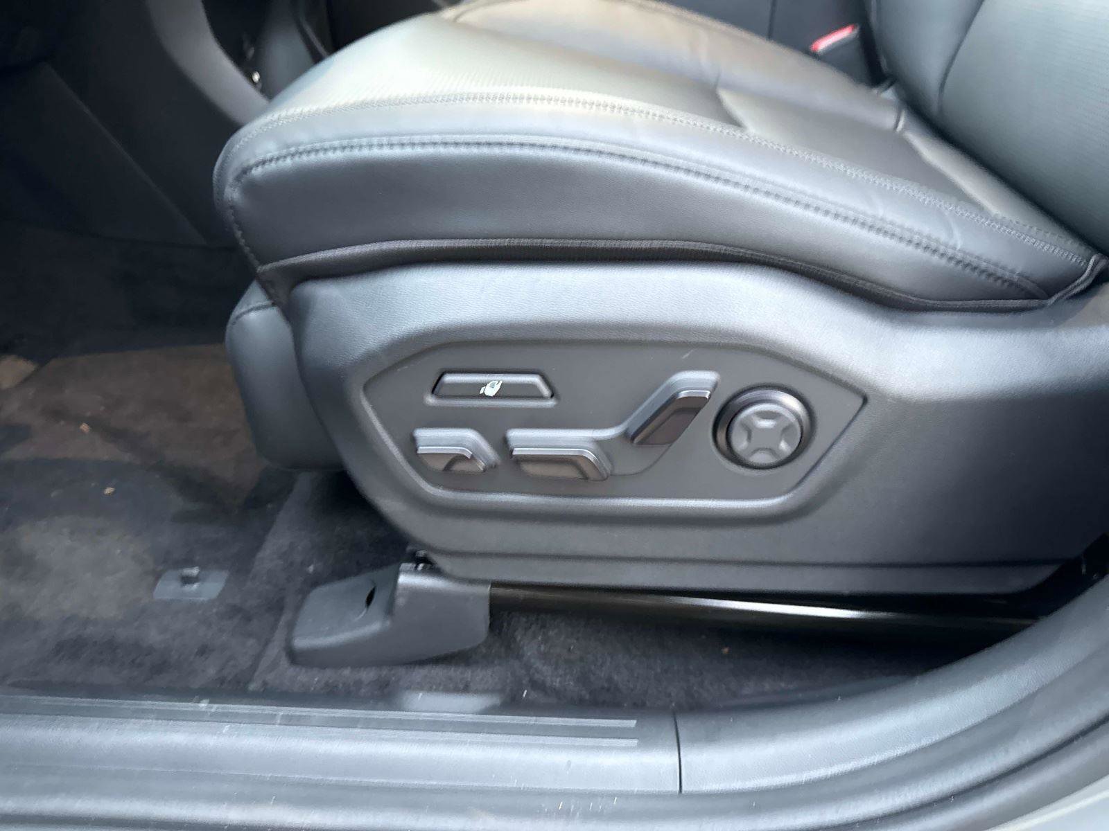 New 2026 Hyundai Santa Fe Calligraphy image 19