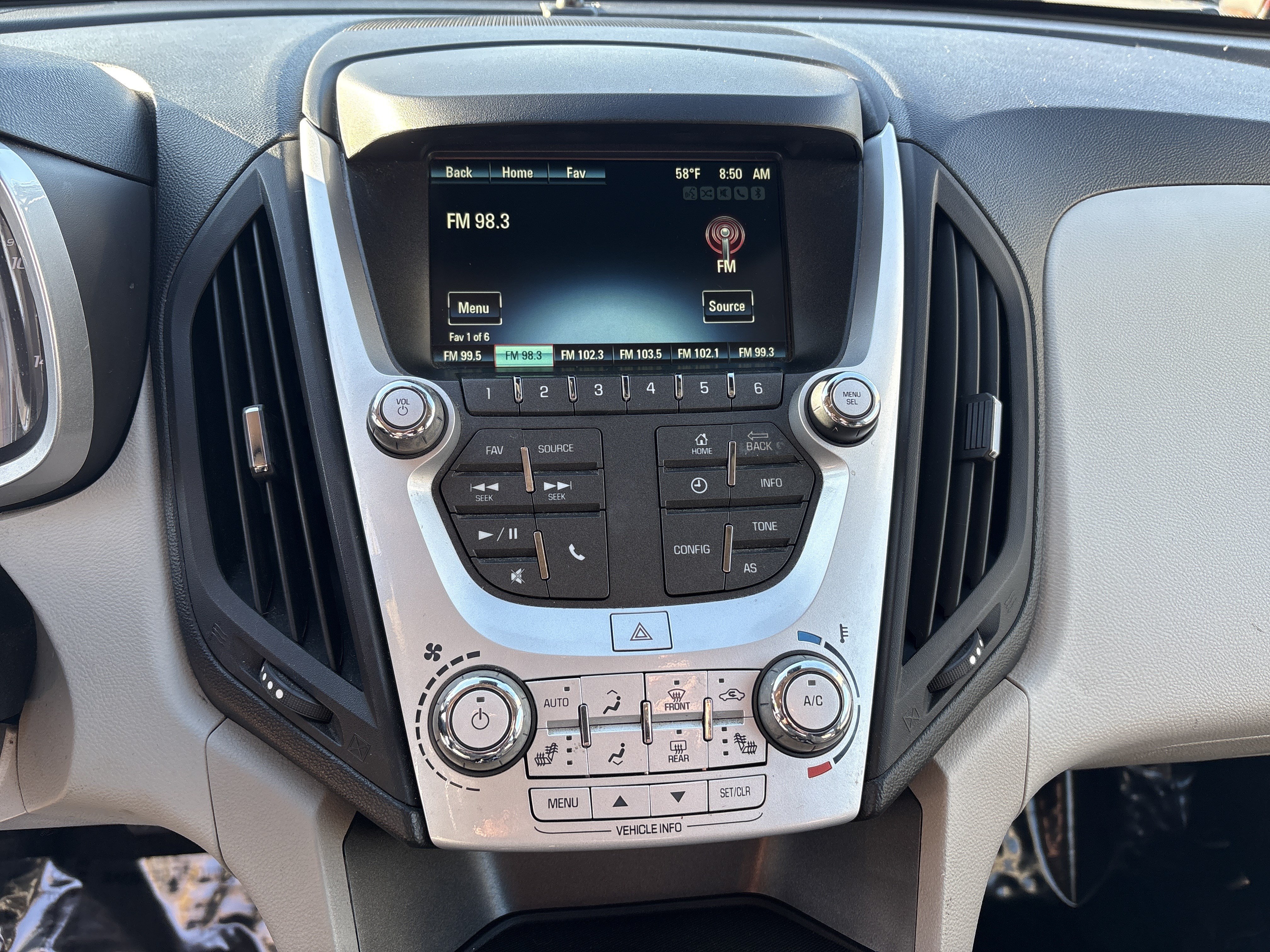 Used 2016 Chevrolet Equinox LT w/ Convenience Package FWD image 19