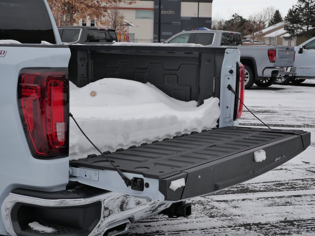 New 2026 GMC Sierra 1500 SLT w/ SLT Premium Plus Package image 6