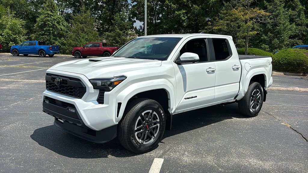 New 2026 Toyota Tacoma TRD Sport AWD/4WD image 3