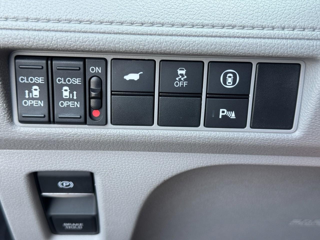 Used 2023 Honda Odyssey Touring image 23