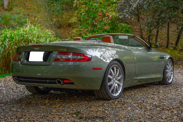 Used 2006 Aston Martin DB9 Volante RWD image 8