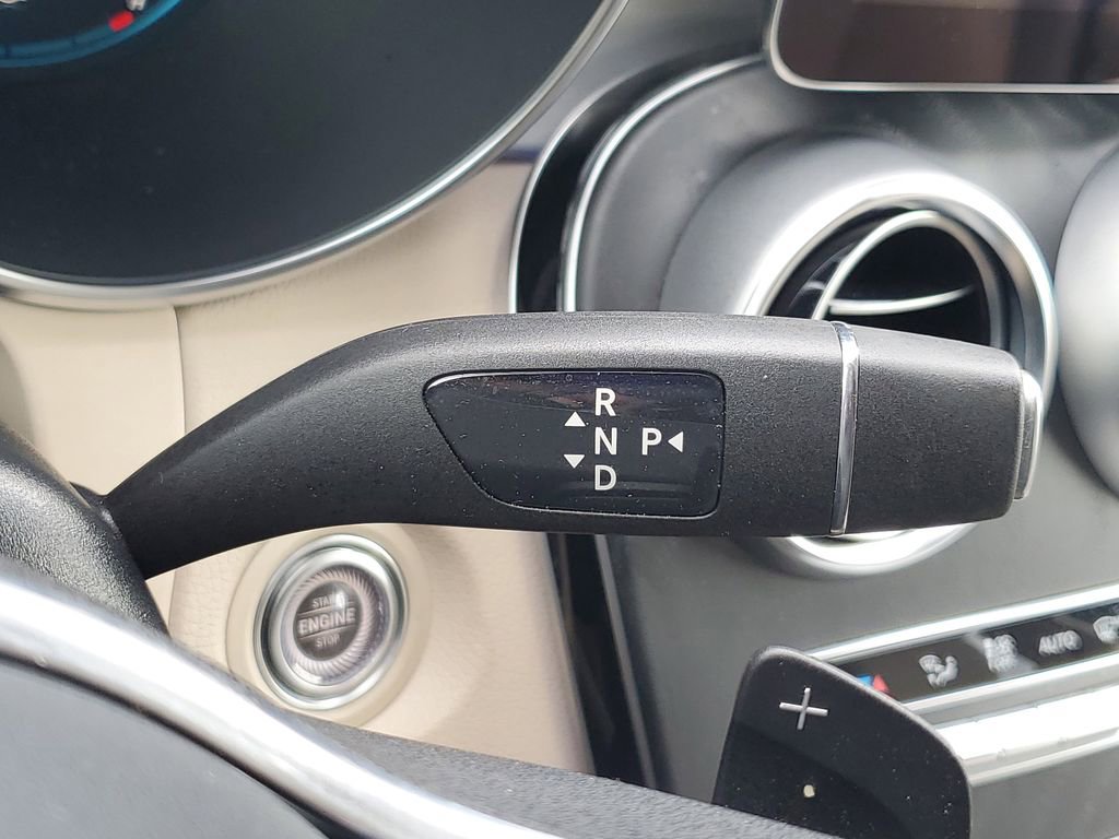 Used 2022 Mercedes-Benz GLC 300 w/ Premium Package Lite image 28