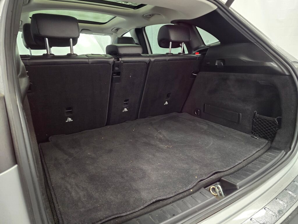 Used 2022 Mercedes-Benz GLA 250 4MATIC w/ Premium Package Lite image 20