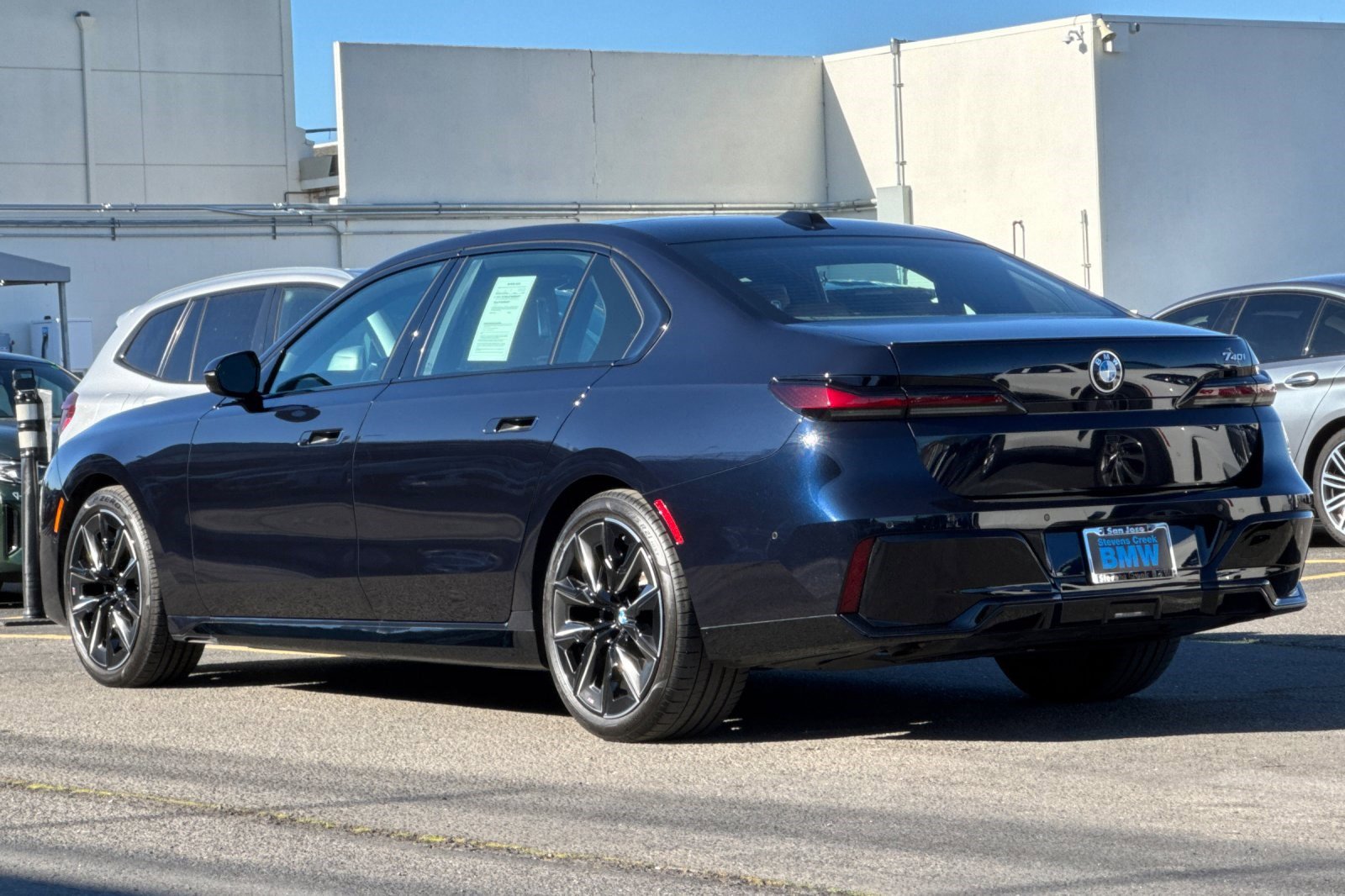 Used 2023 BMW 740i w/ Parking Assistance Package image 3