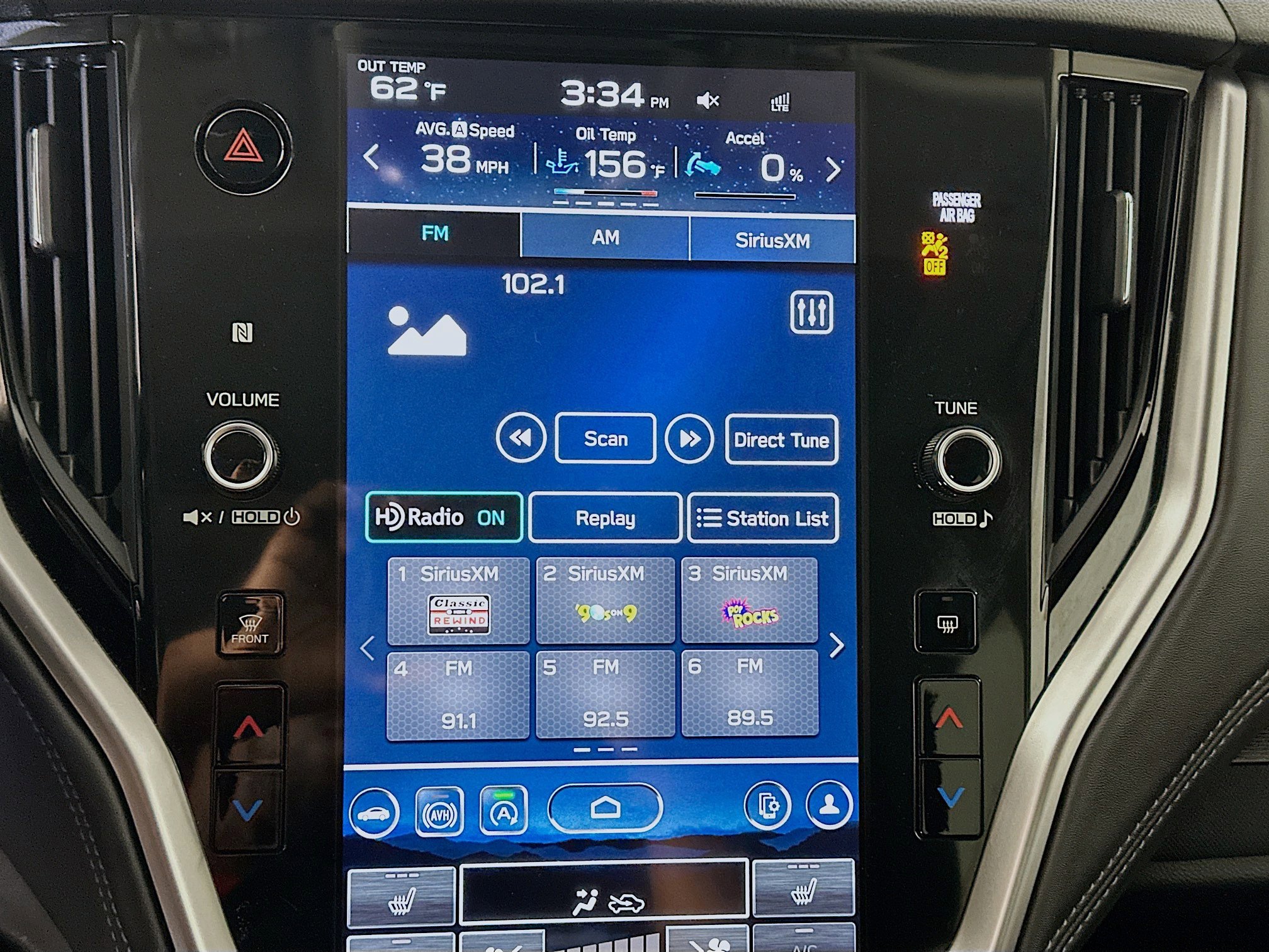 Used 2025 Subaru Outback Premium AWD/4WD image 19