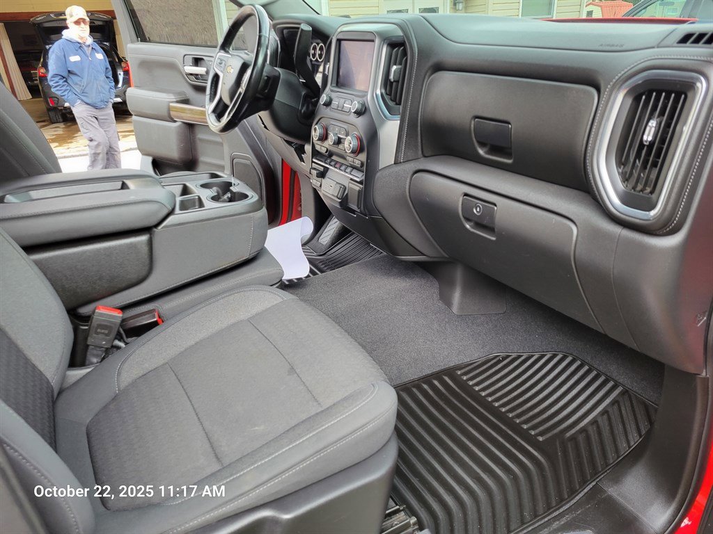 Used 2020 Chevrolet Silverado 1500 LT w/ All-Star Edition image 12