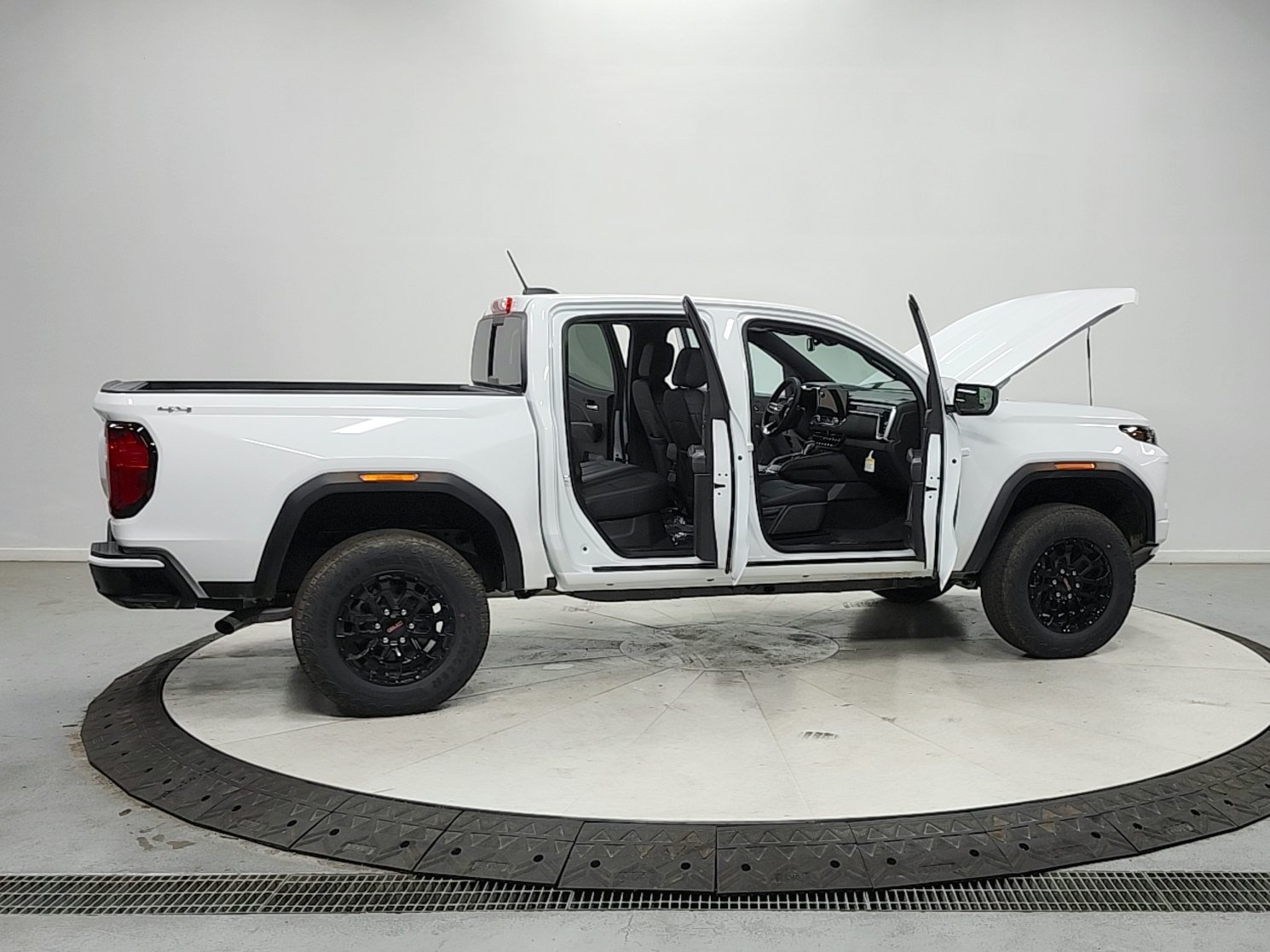 New 2026 GMC Canyon Elevation w/ Convenience Package AWD/4WD image 17