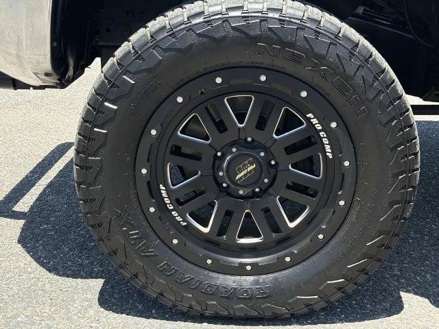 Used 2017 Toyota Tundra Limited w/ Limited Premium Package RWD image 28