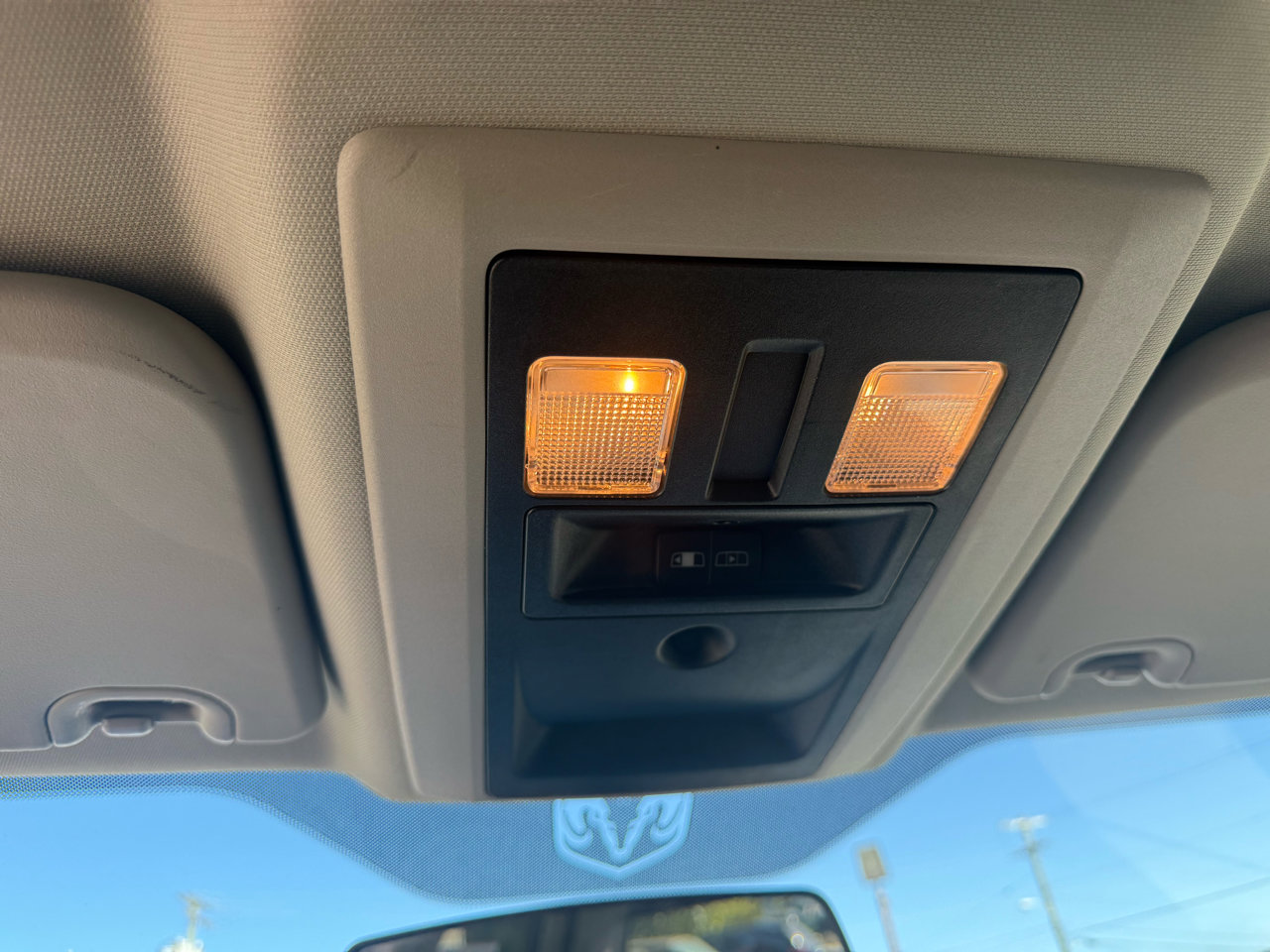 Used 2009 Dodge Ram 1500 Truck SLT image 40