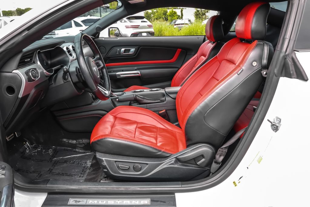 Used 2022 Ford Mustang GT Premium w/ Equipment Group 401A RWD image 6