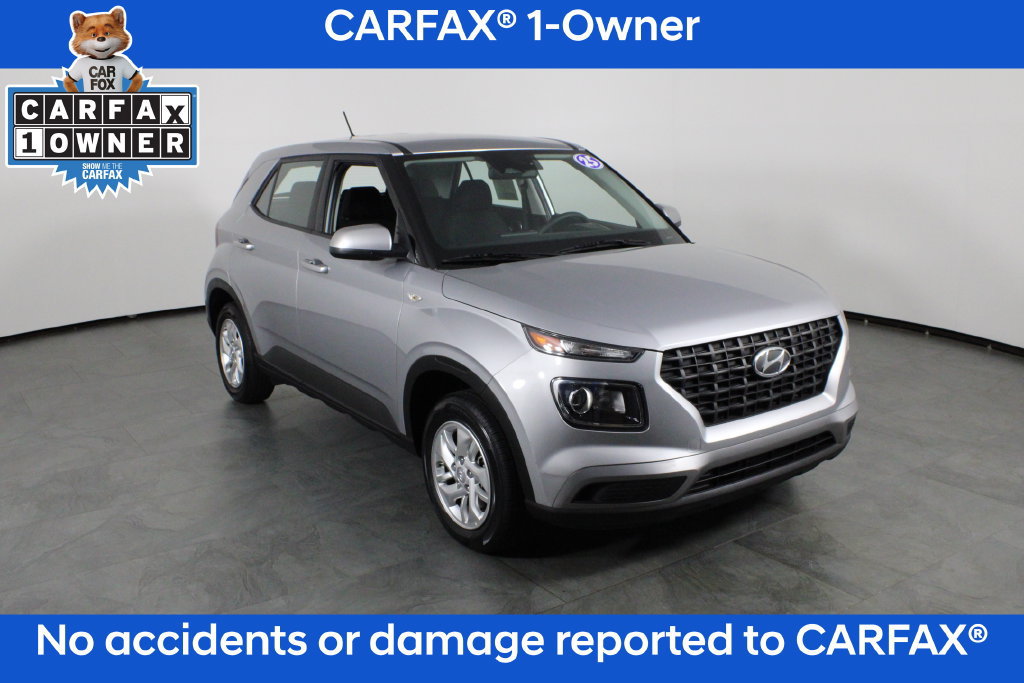 Certified 2025 Hyundai Venue SE FWD image 5