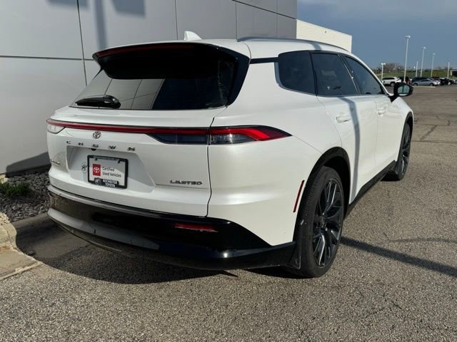 Used 2025 Toyota Crown Signia image 39