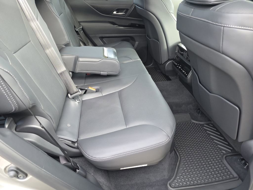 New 2025 Lexus LX 600 4WD w/ Interior Upgrade Package image 10