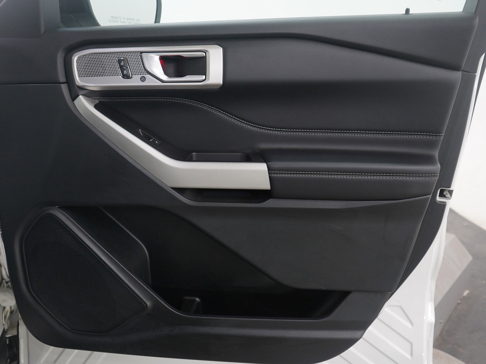 Used 2021 Ford Explorer Limited image 14