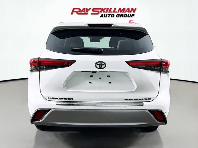 Used 2022 Toyota Highlander Platinum image 6