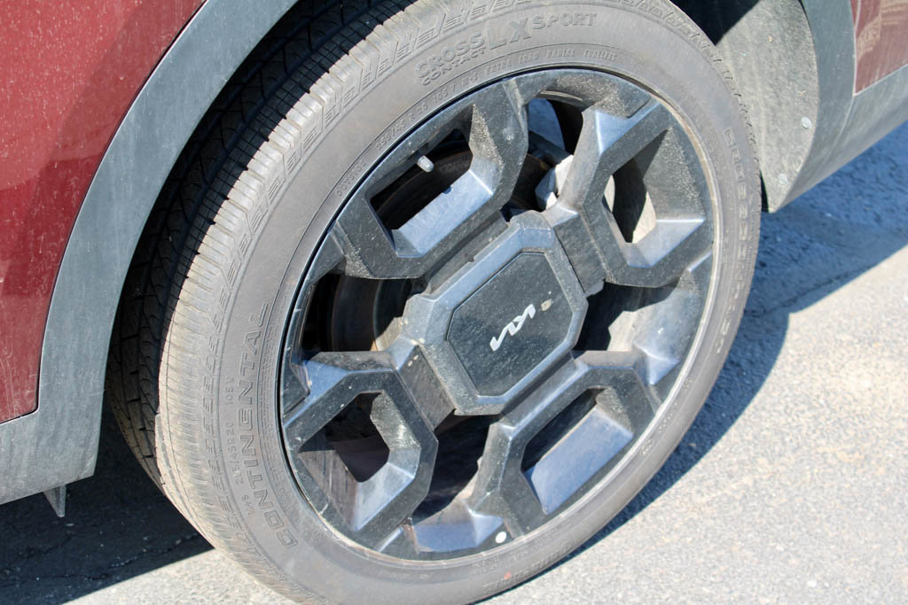 New 2024 Kia Sorento SX image 9