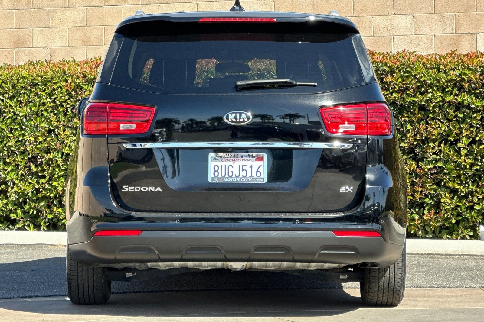 Used 2021 Kia Sedona EX image 5
