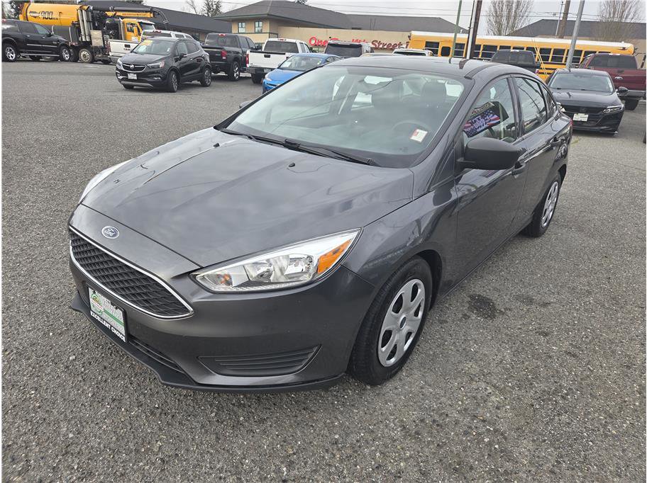 Used 2017 Ford Focus S image 4