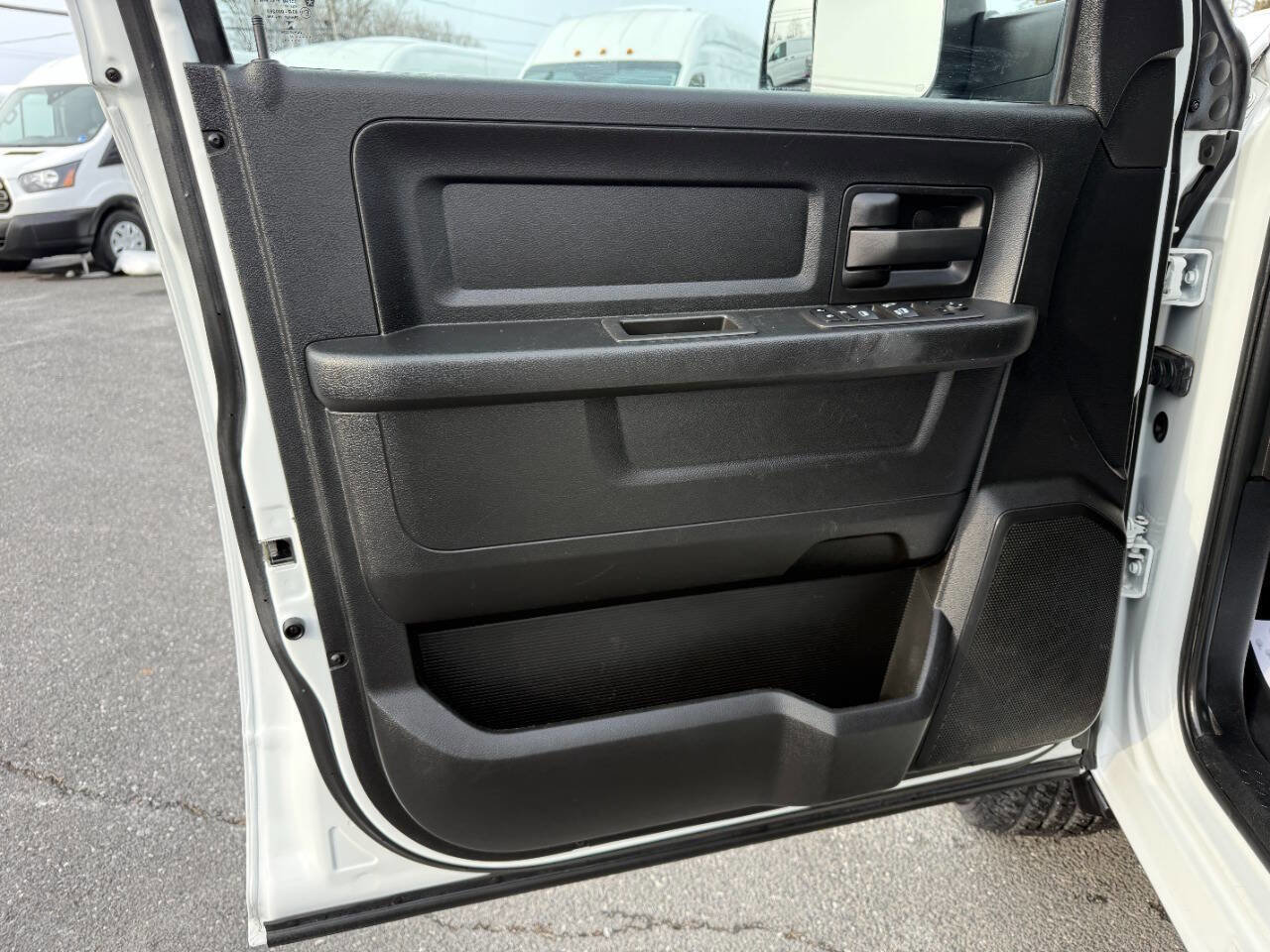 Used 2022 RAM 3500 Tradesman image 11