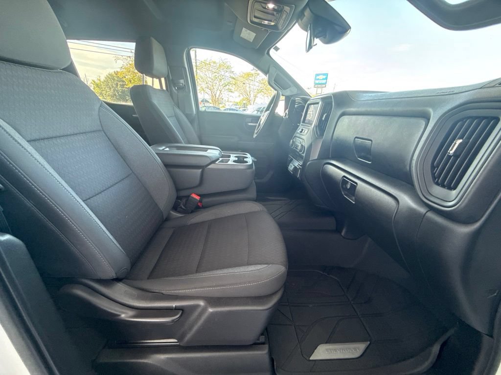 Used 2022 Chevrolet Silverado 1500 Custom AWD/4WD image 40