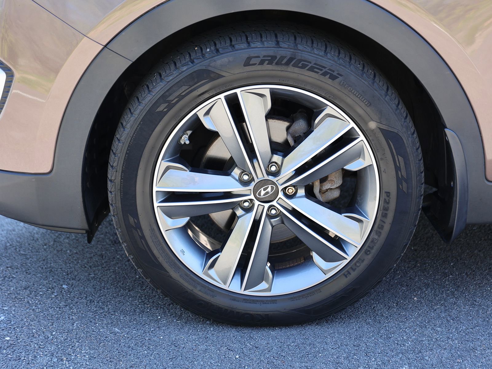 Used 2015 Hyundai Santa Fe GLS w/ Option Group 03 AWD/4WD image 10