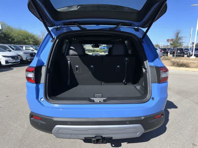 Used 2025 Honda Pilot TrailSport image 21