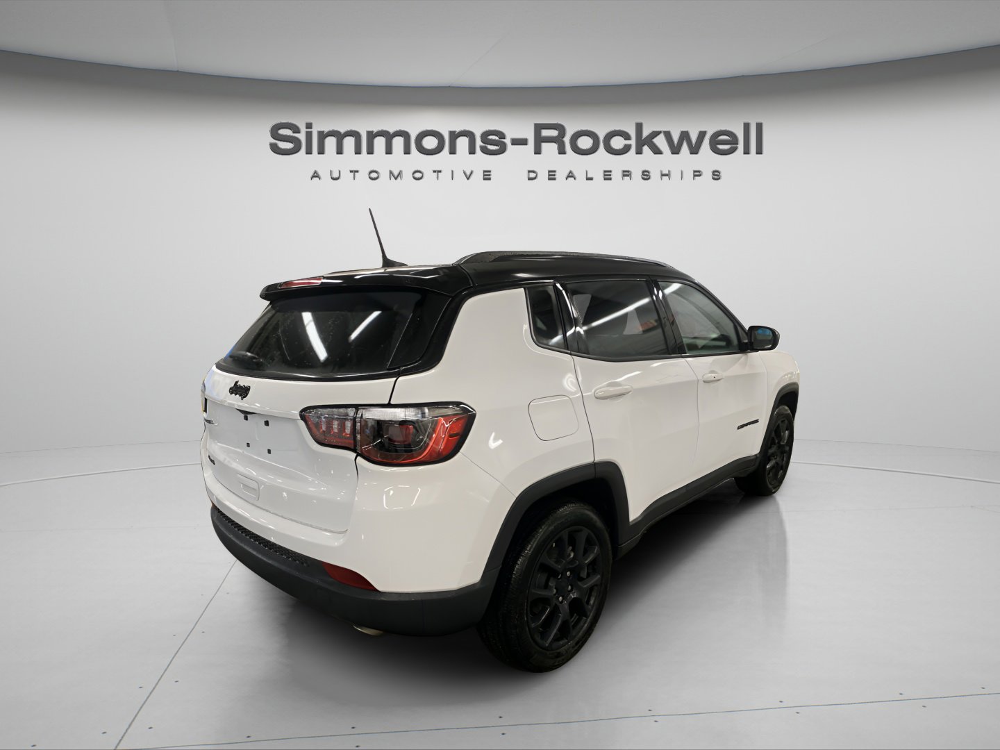 Used 2022 Jeep Compass Altitude w/ Convenience Group AWD/4WD image 5