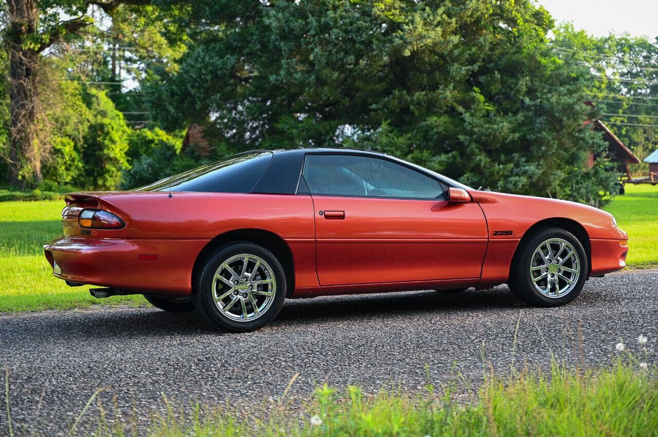 Used 2001 Chevrolet Camaro Z28 w/ Preferred Equipment Group 2 RWD image 30