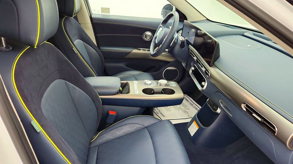 Used 2024 Genesis GV60 Performance image 25