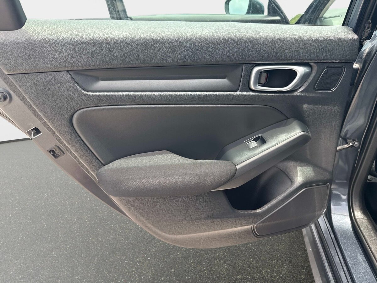 Used 2023 Honda Civic LX image 11