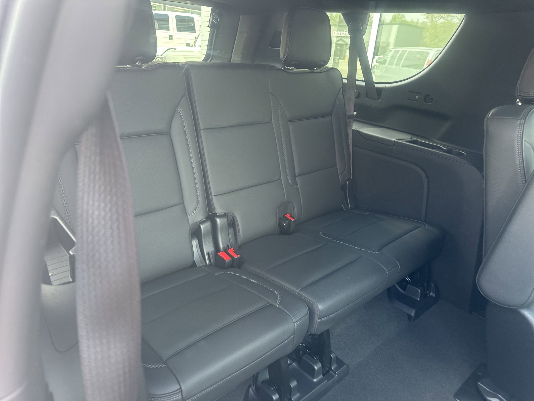 Used 2023 GMC Yukon XL Denali w/ Advanced Technology Package image 18