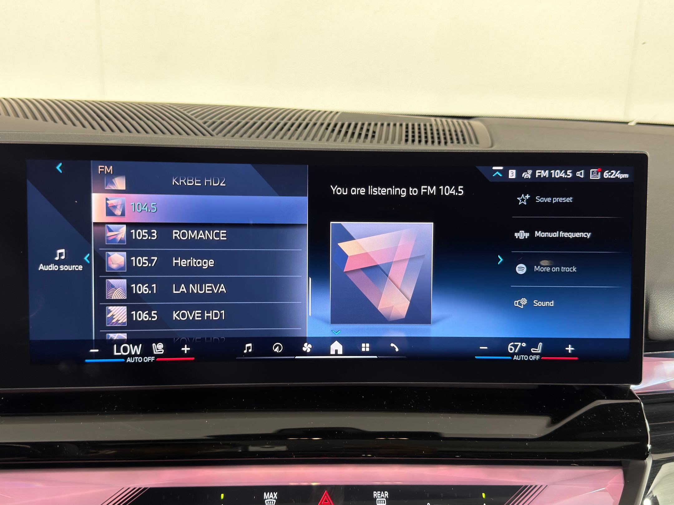 New 2026 BMW 540i xDrive w/ Executive Package image 22