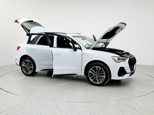 Used 2022 Audi Q3 2.0T Premium Plus w/ Premium Plus Package image 10