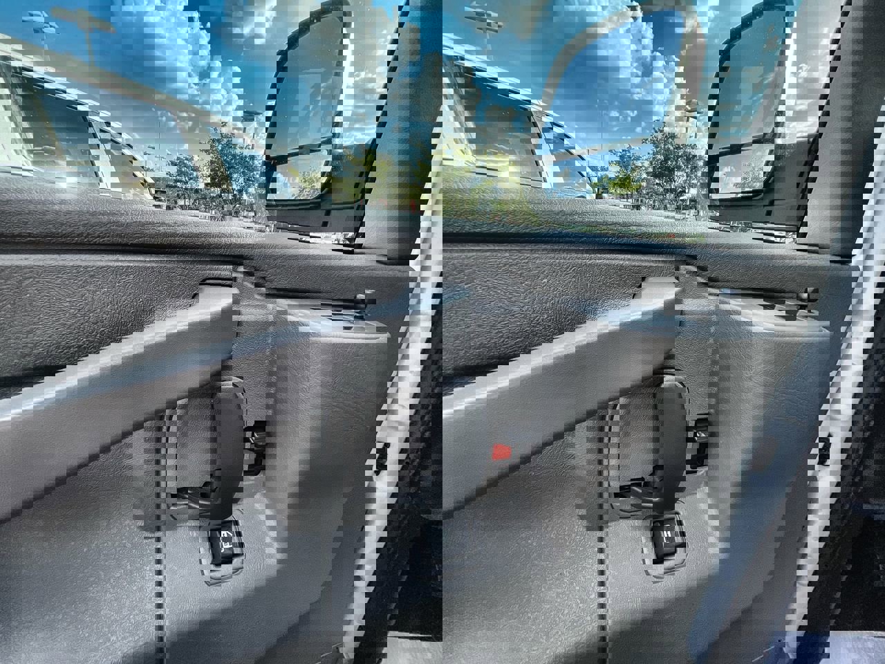 Used 2022 Chevrolet Express 3500 LS image 13