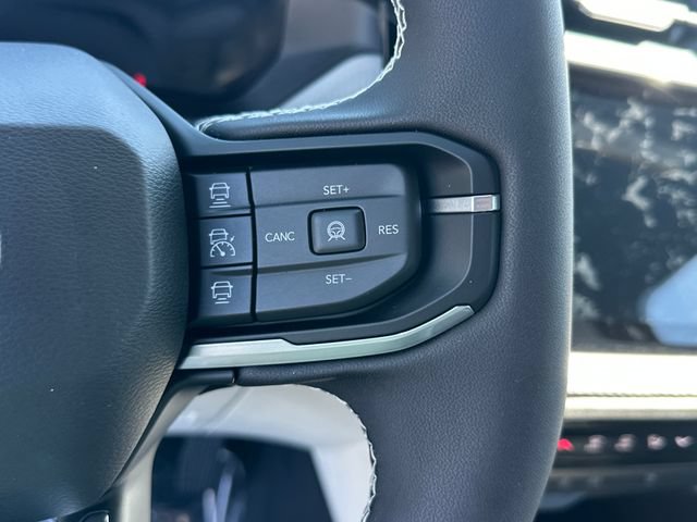 New 2026 Jeep Cherokee Laredo AWD/4WD image 17