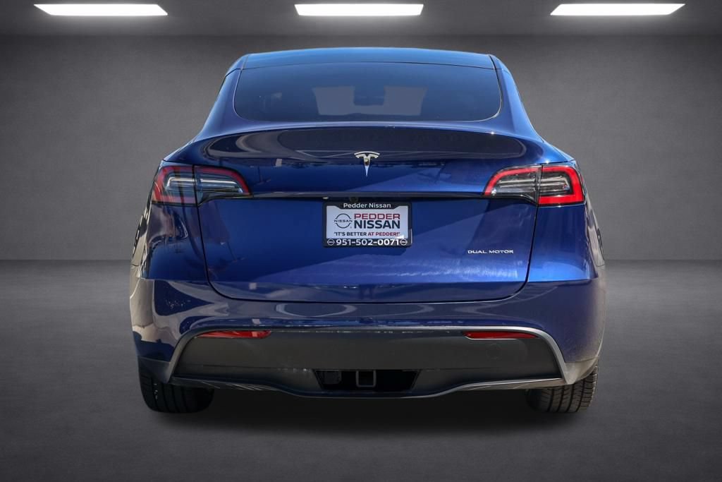 Used 2024 Tesla Model Y Long Range AWD/4WD image 5