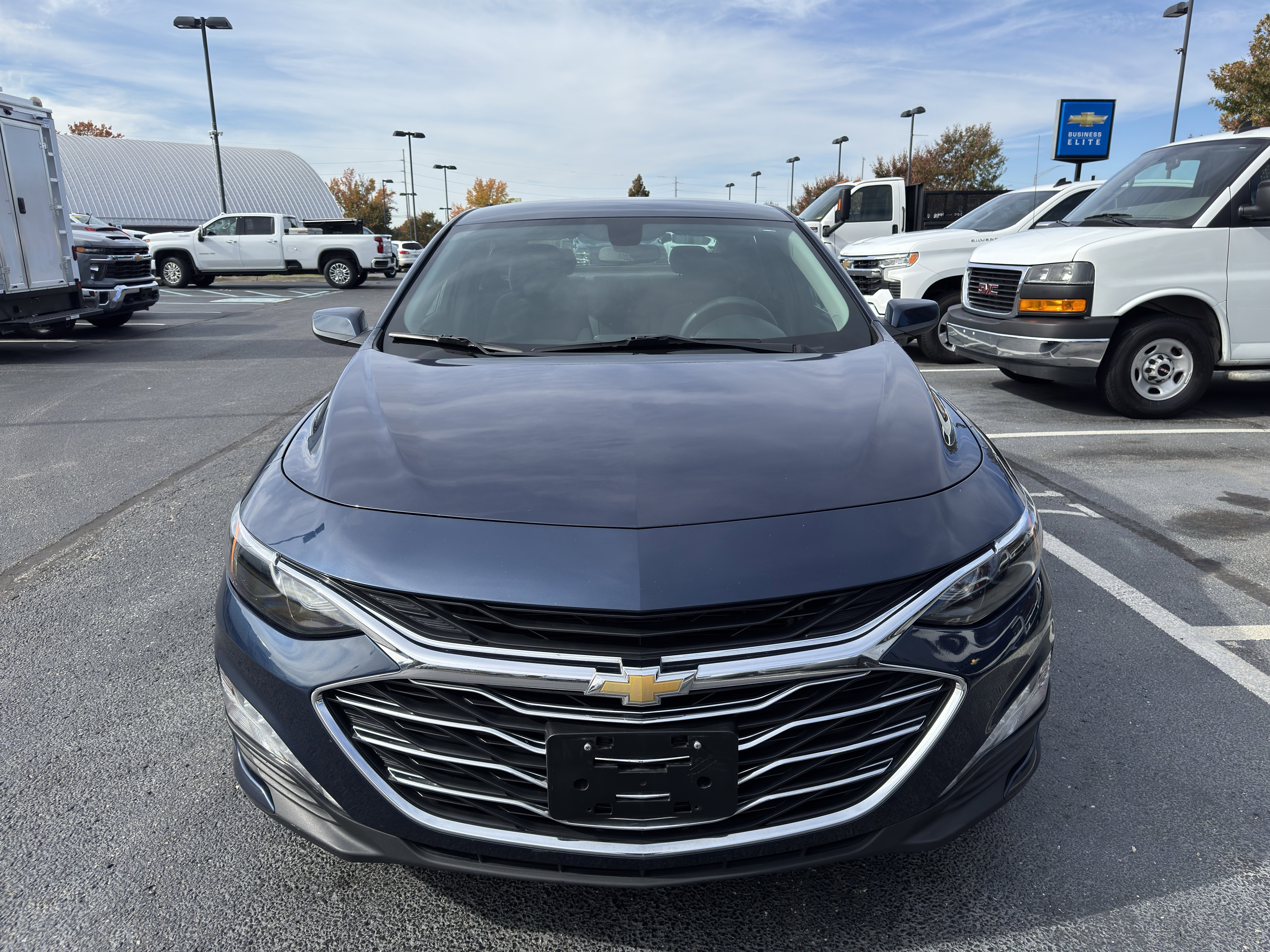 Used 2022 Chevrolet Malibu LT image 3