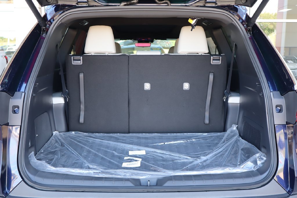 New 2026 Toyota Grand Highlander AWD Hybrid image 9