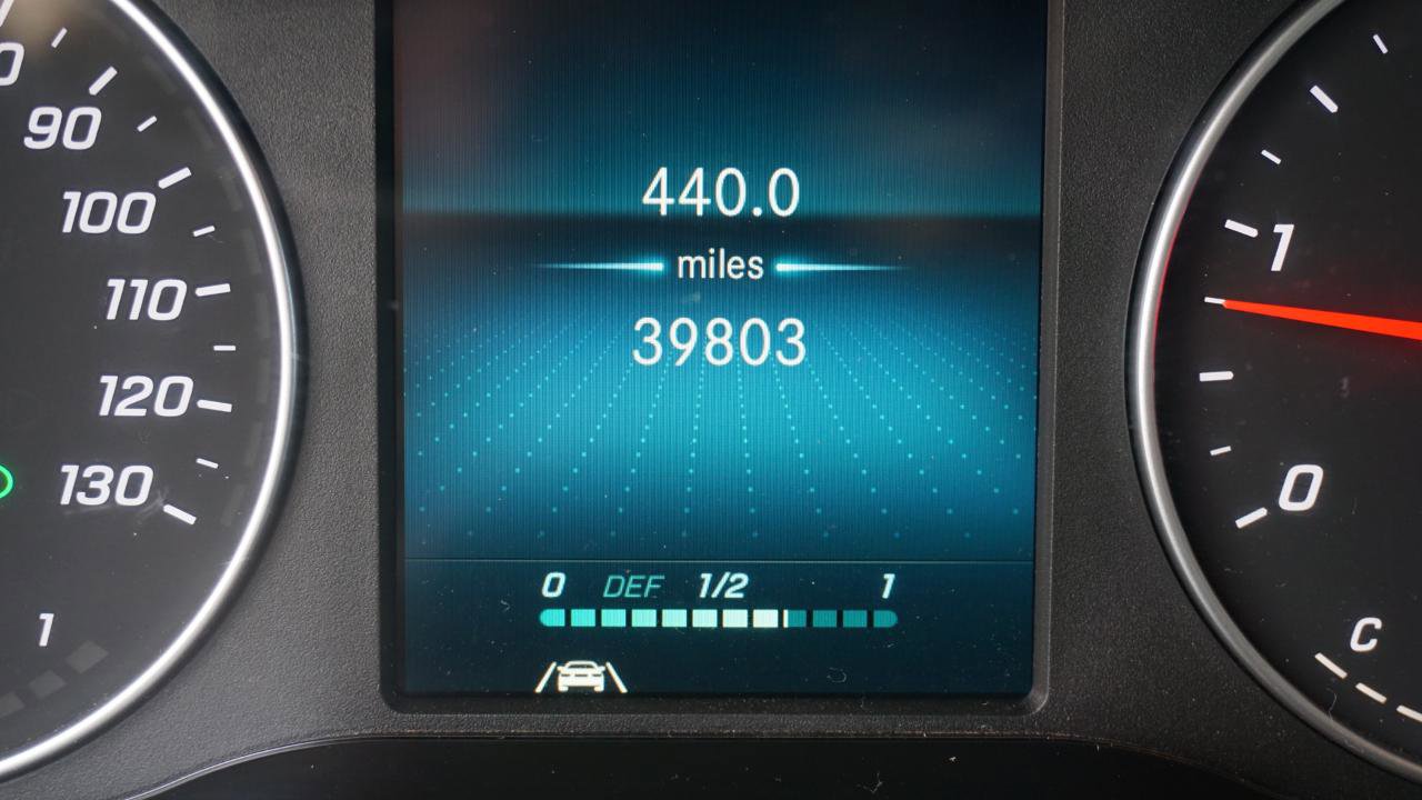 Used 2021 Mercedes-Benz Sprinter 4500 w/ Premium Package image 14