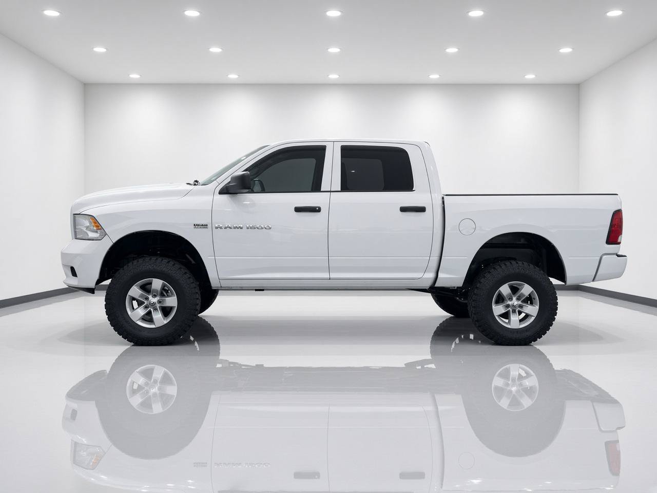 Used 2012 RAM 1500 ST AWD/4WD image 2