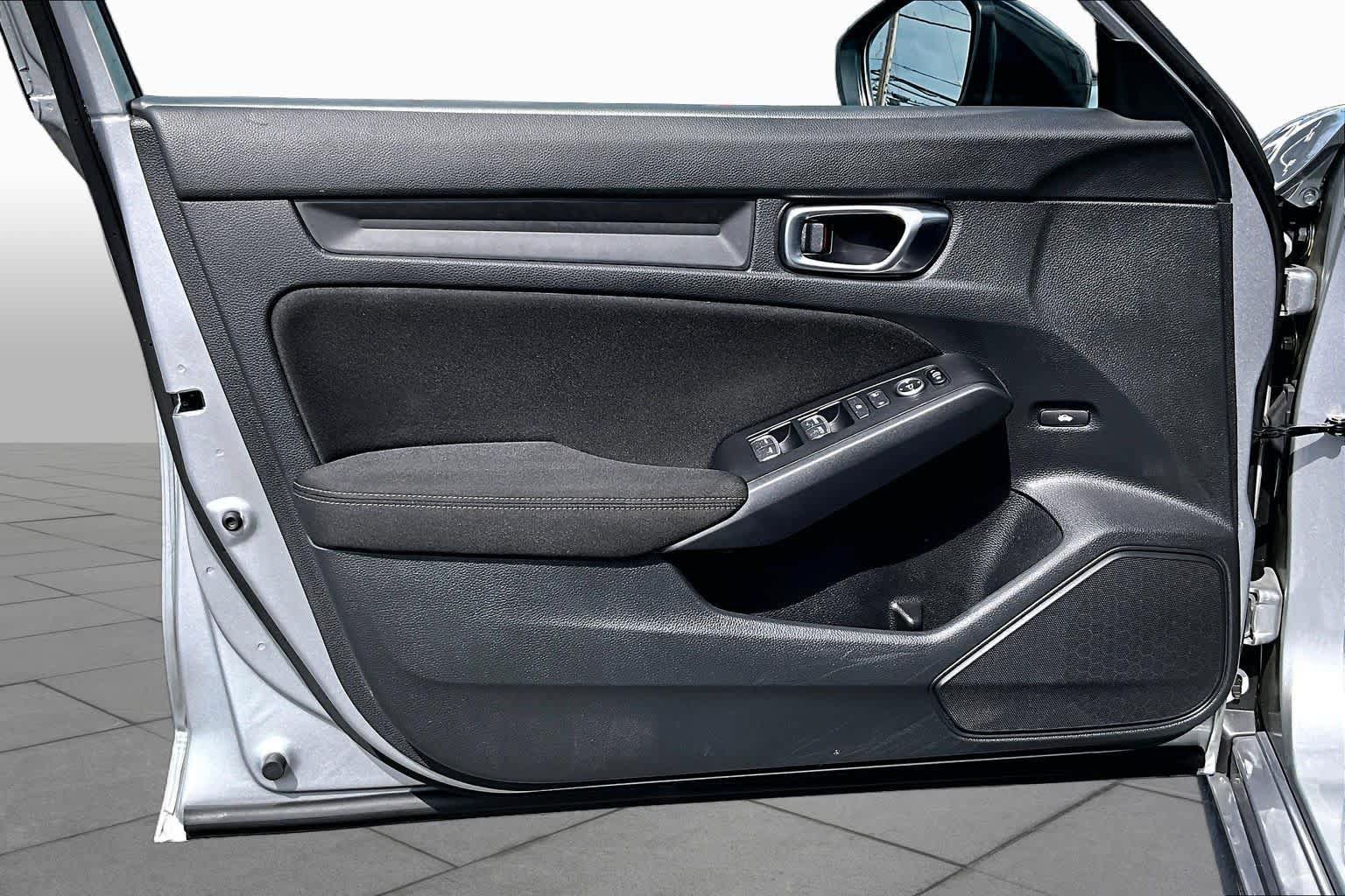 Used 2025 Honda Civic Sport image 22