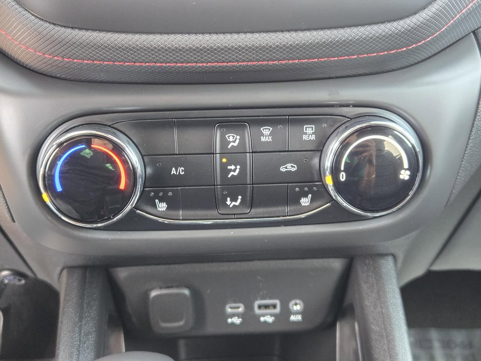 Used 2022 Chevrolet TrailBlazer RS image 14