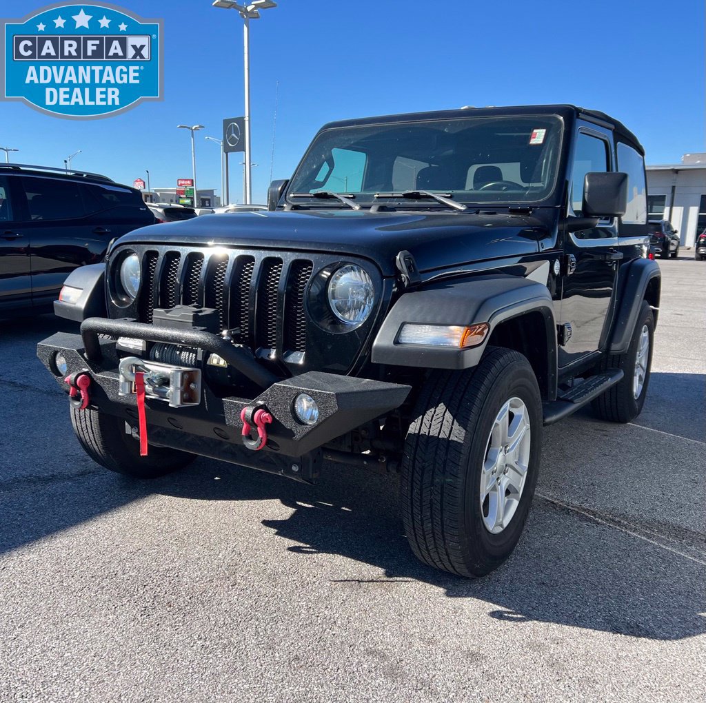 Used 2021 Jeep Wrangler Sport AWD/4WD image 3