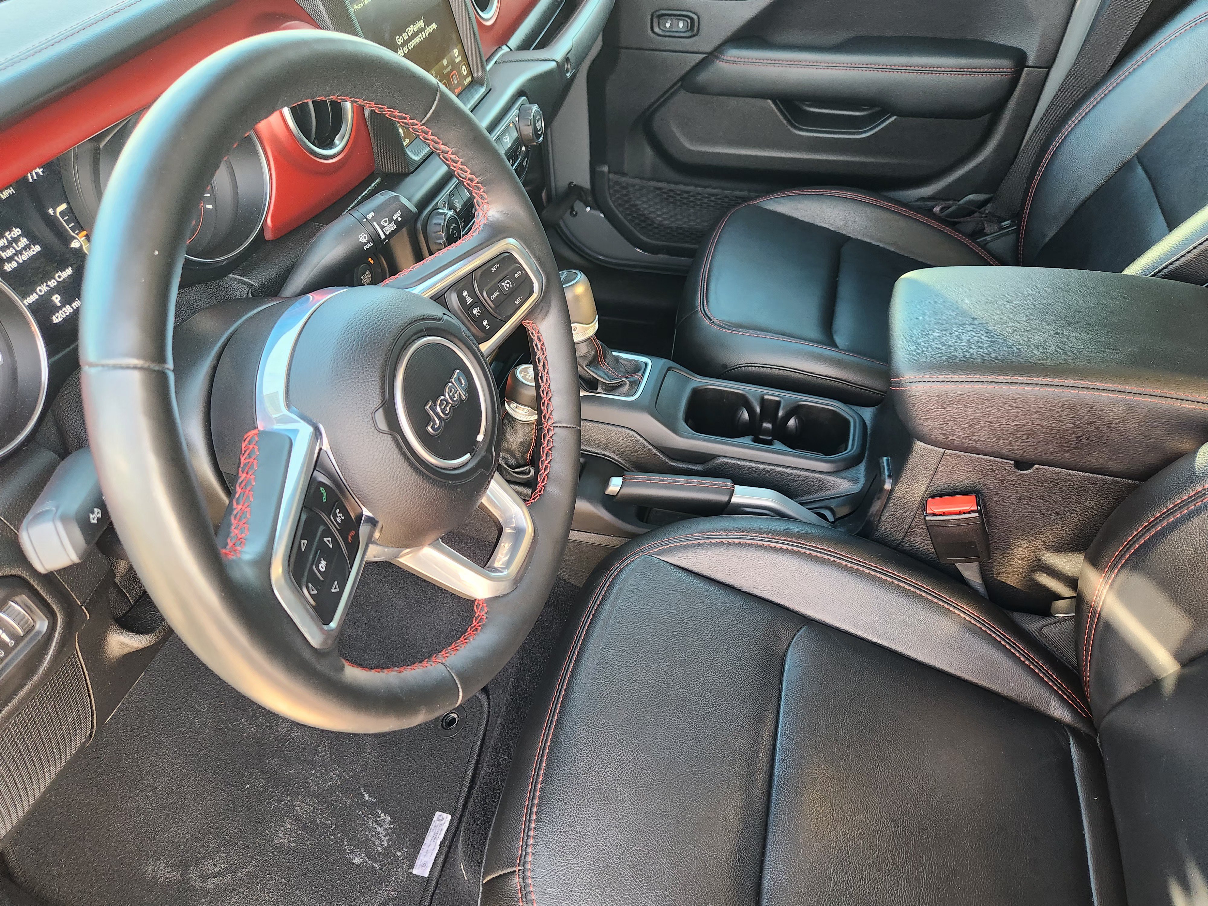 Used 2021 Jeep Gladiator Rubicon AWD/4WD image 14