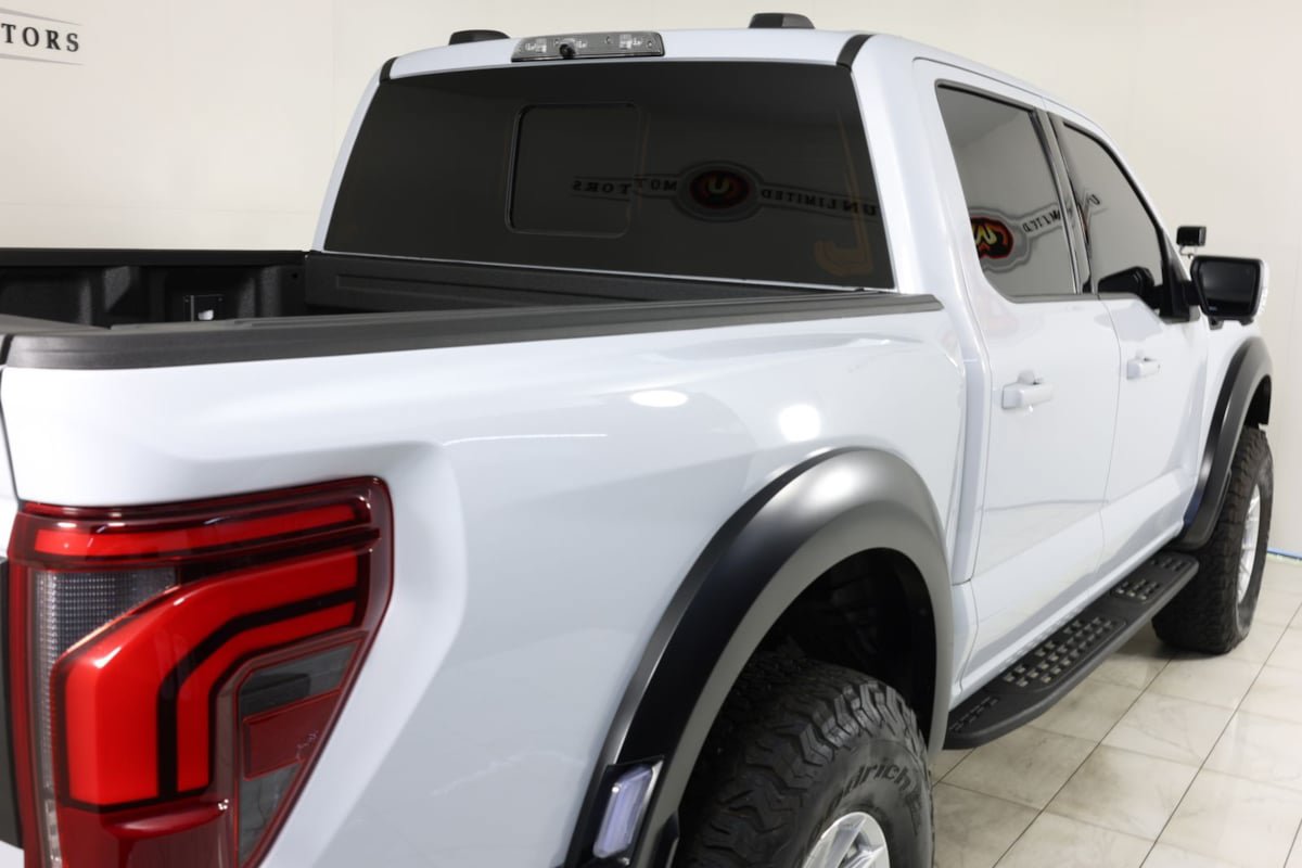 Used 2025 Ford F150 Raptor AWD/4WD image 45